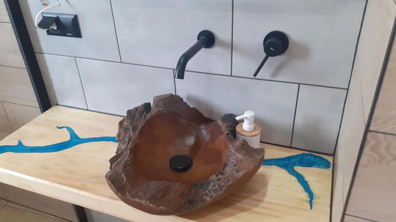 Chata Nad Termami Dzianisz المظهر الخارجي الصورة